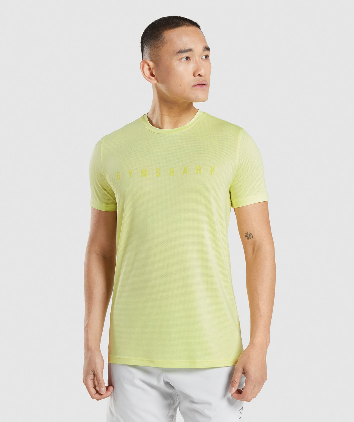 gymshark-sport-graphic-t-shirt-firefly-green-ss22