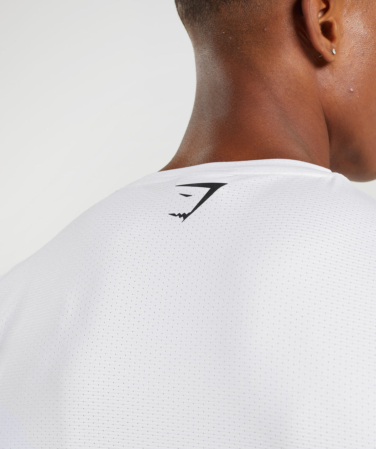 gymshark-sport-graphic-t-shirt-white-ss22