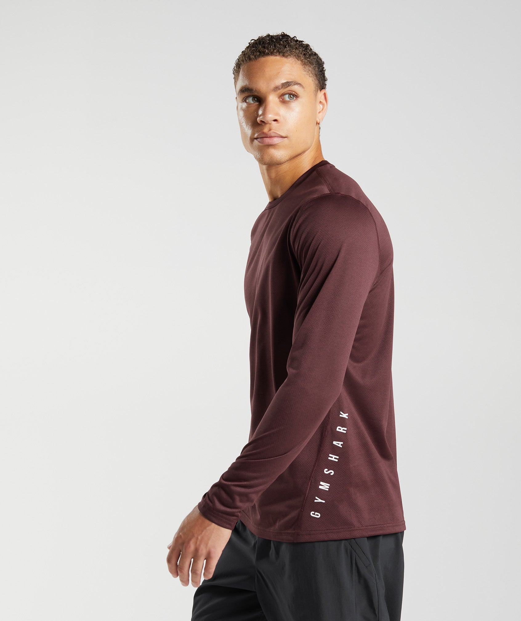 gymshark-sport-long-sleeve-t-shirt-baked-maroon-black-marl-aw22