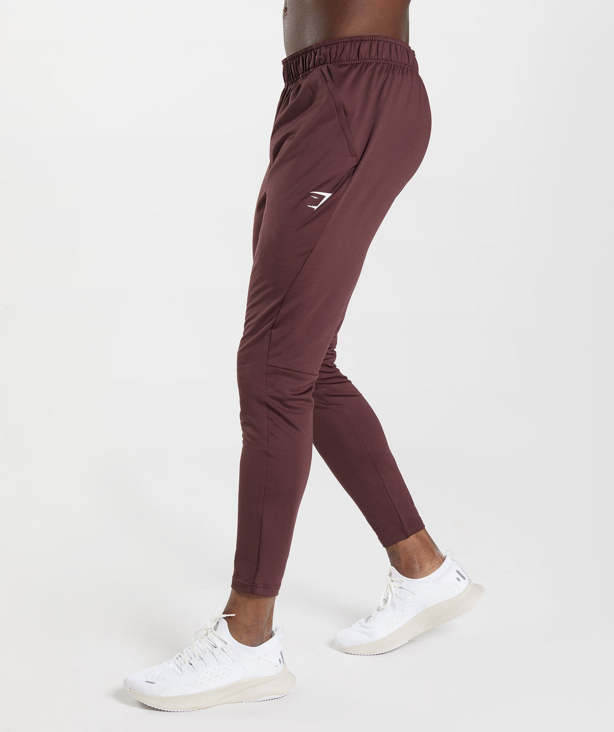 gymshark-sport-joggers-baked-maroon-aw22