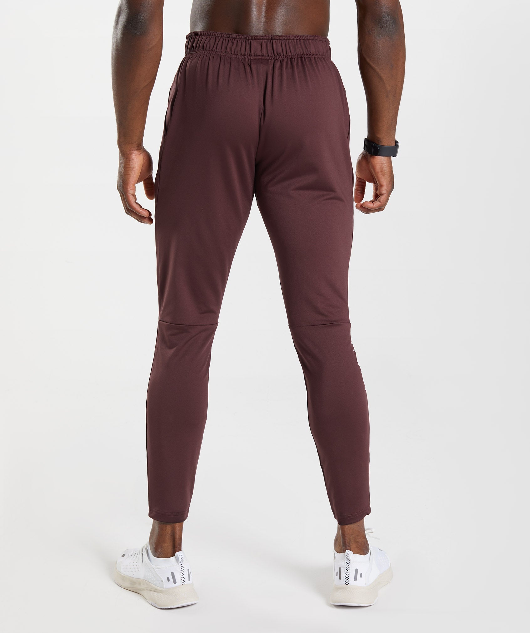 gymshark-sport-joggers-baked-maroon-aw22