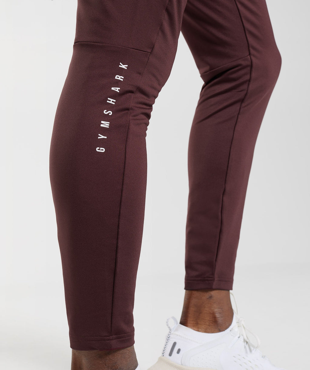 gymshark-sport-joggers-baked-maroon-aw22