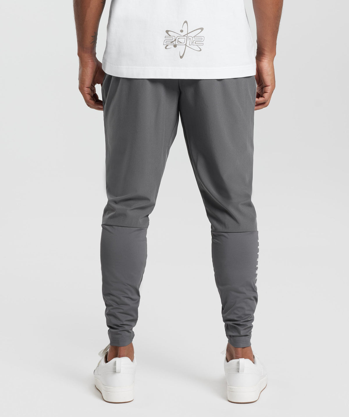 gymshark-sport-run-pant-pants-grey-aw23