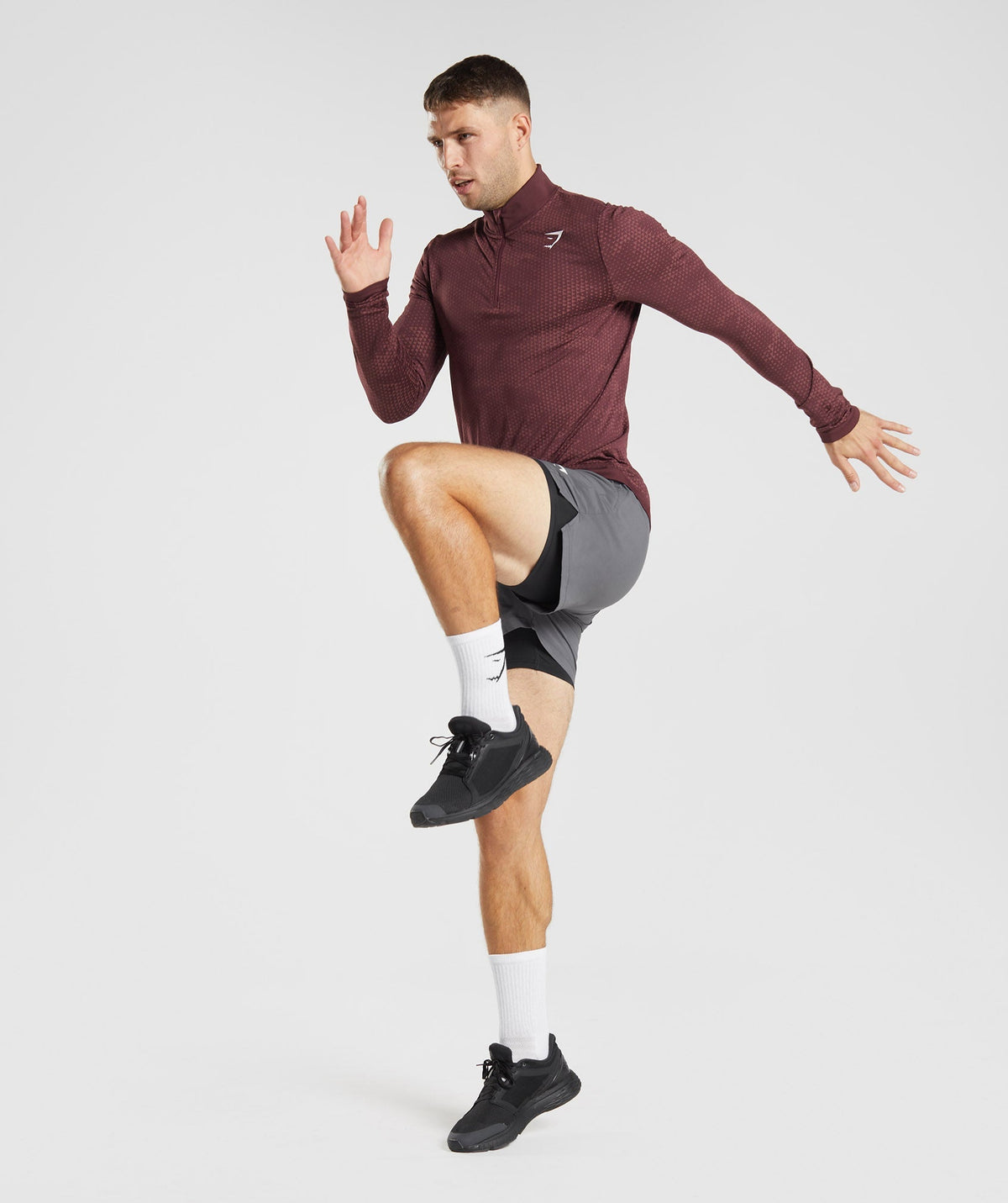 gymshark-sport-seamless-1-4-zip-baked-maroon-rosewood-red-aw22
