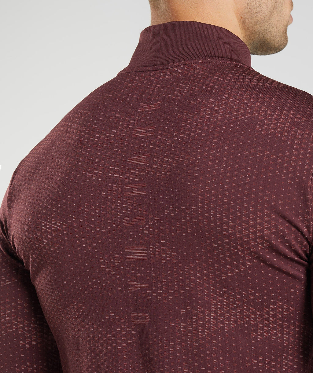gymshark-sport-seamless-1-4-zip-baked-maroon-rosewood-red-aw22