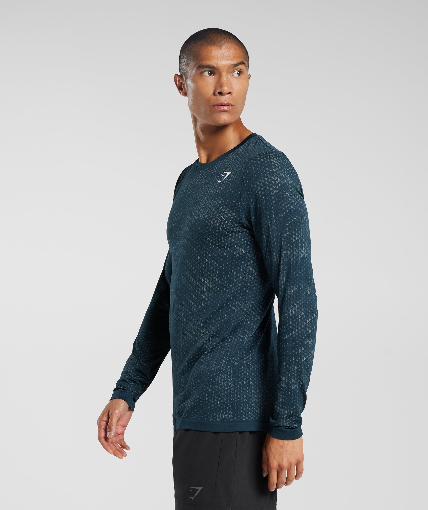 gymshark-sport-seamless-long-sleeve-t-shirt-navy-denim-teal-aw23