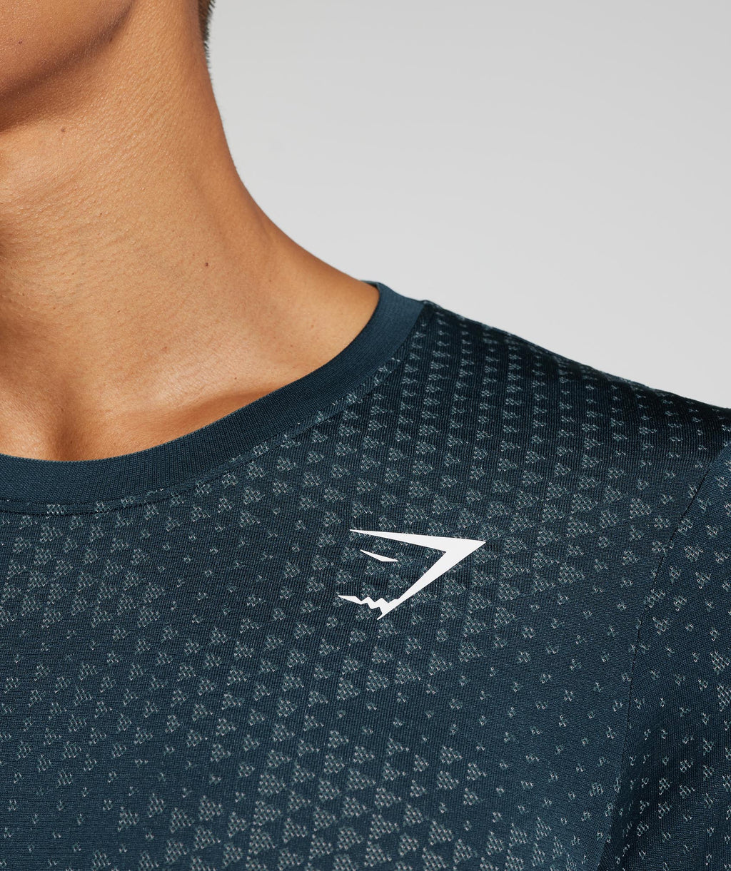 gymshark-sport-seamless-long-sleeve-t-shirt-navy-denim-teal-aw23