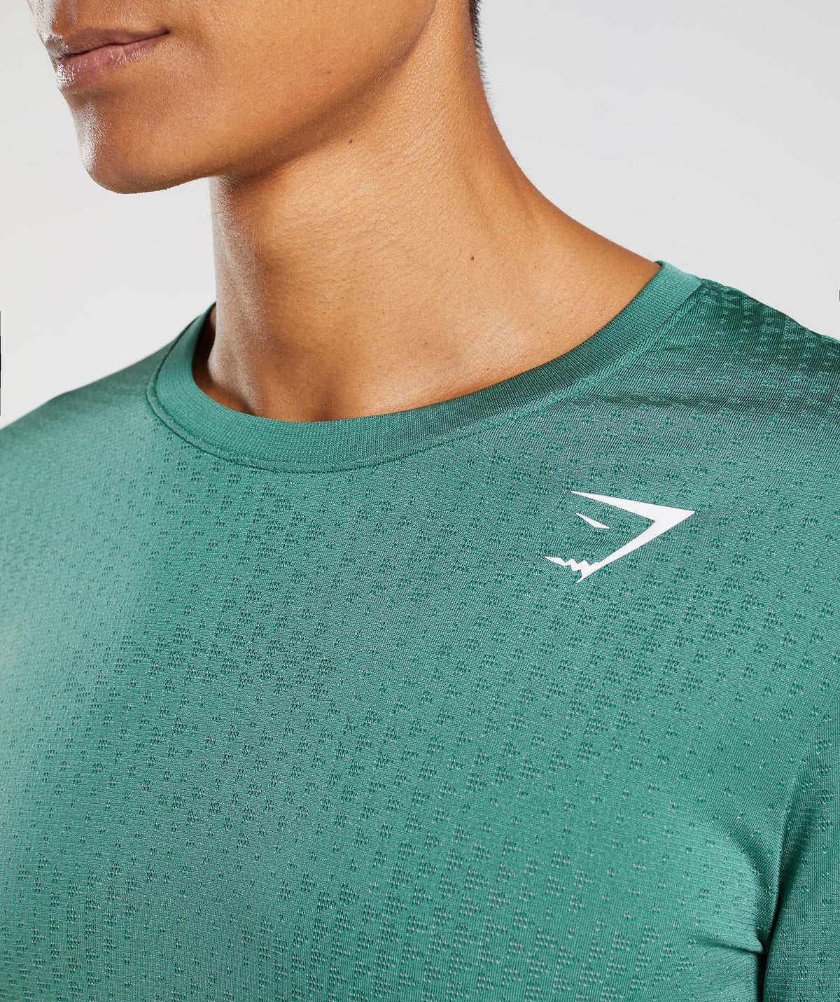 gymshark-sport-seamless-long-sleeve-t-shirt-hoya-green-woodland-green-aw22