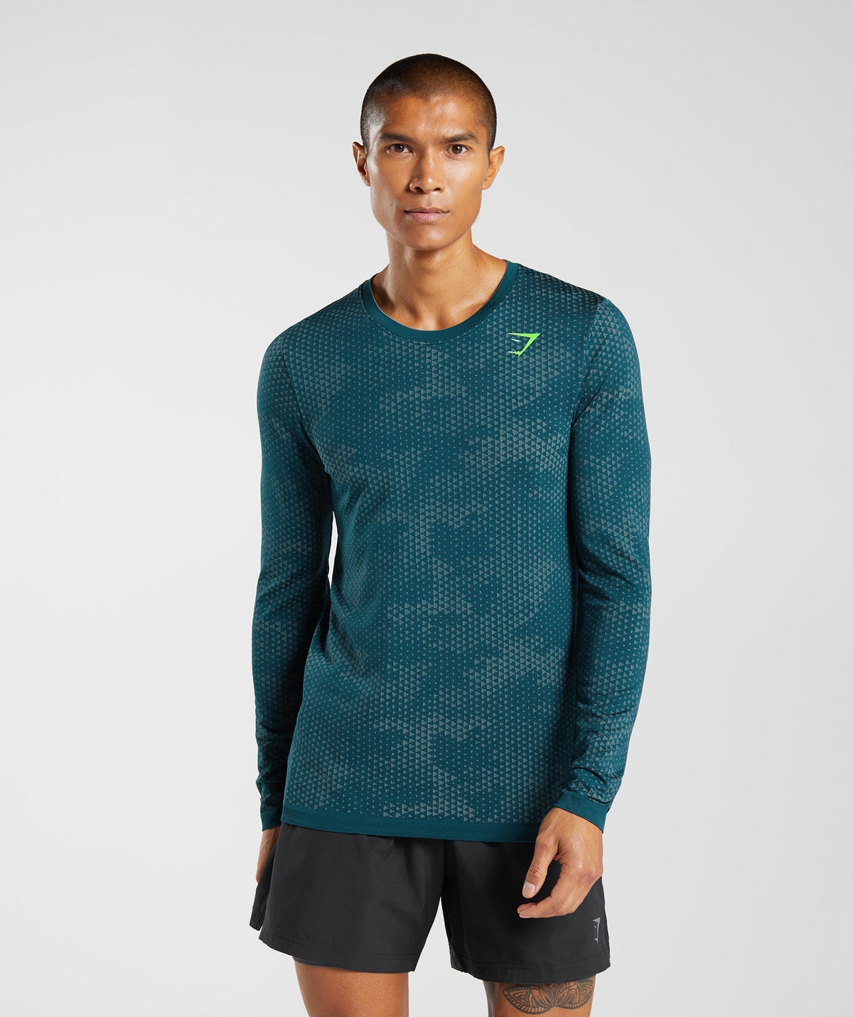 gymshark-sport-seamless-long-sleeve-t-shirt-winter-teal-slate-blue-aw22