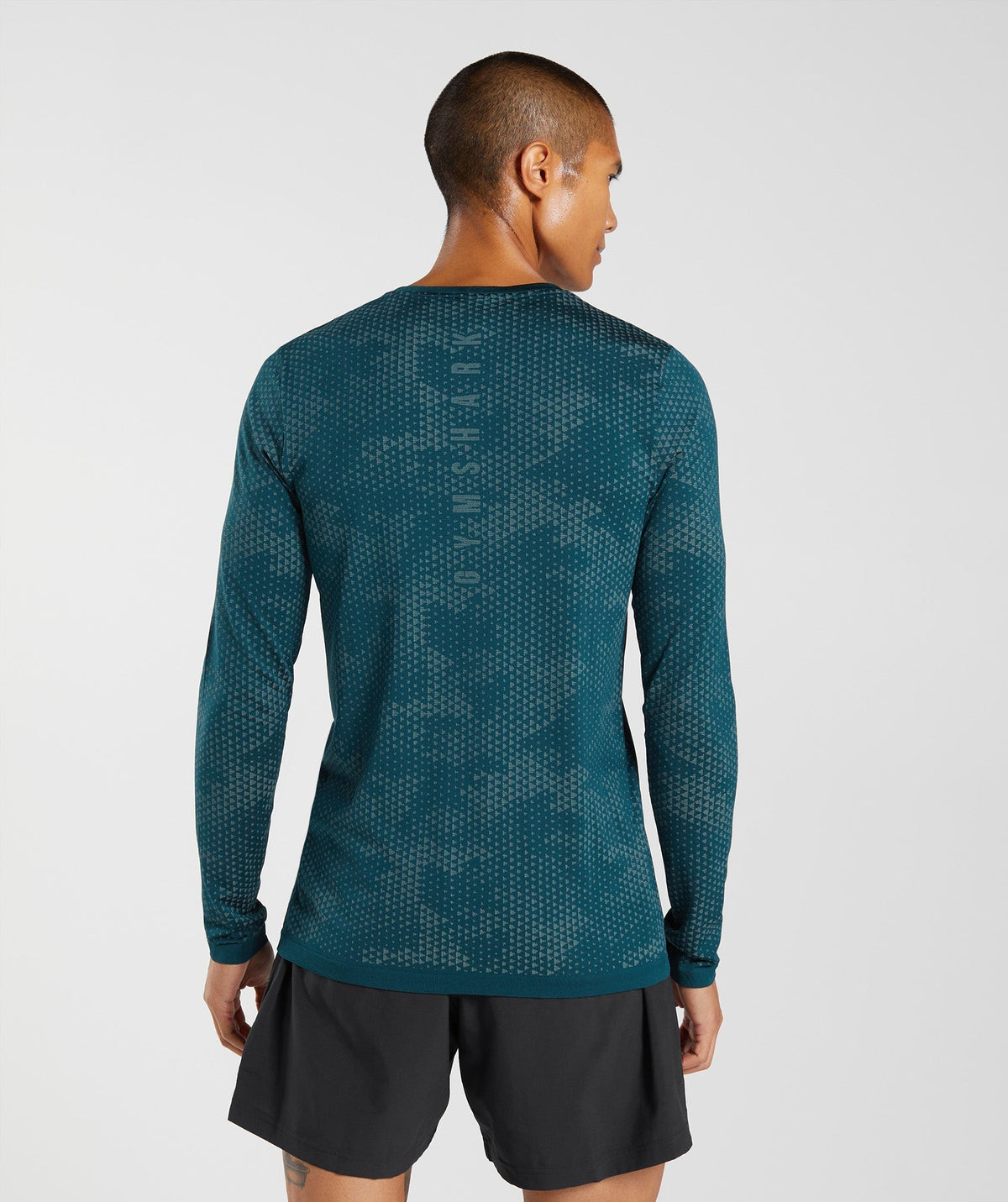 gymshark-sport-seamless-long-sleeve-t-shirt-winter-teal-slate-blue-aw22