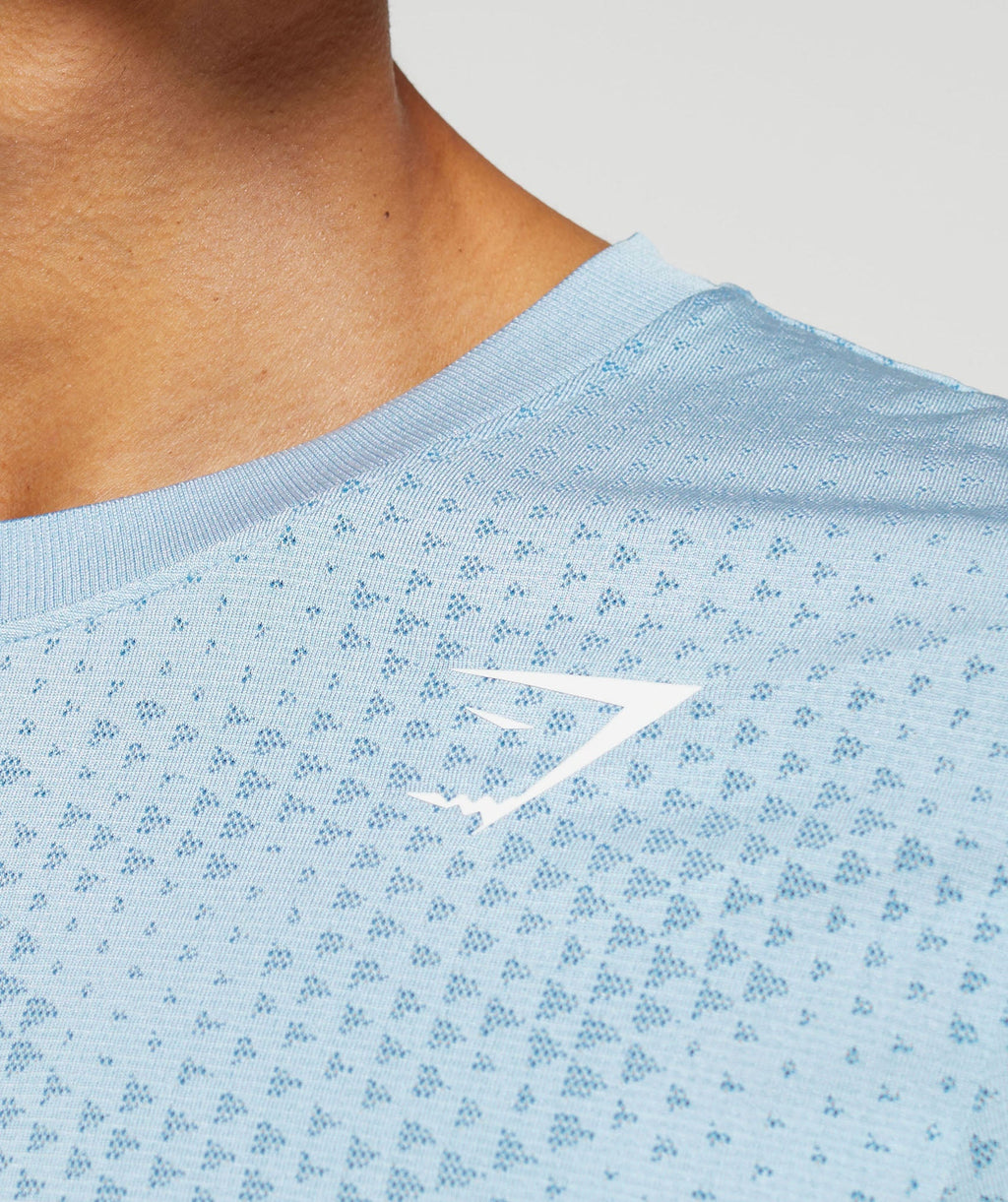 gymshark-sport-seamless-t-shirt-skyline-blue-denim-blue-ss23