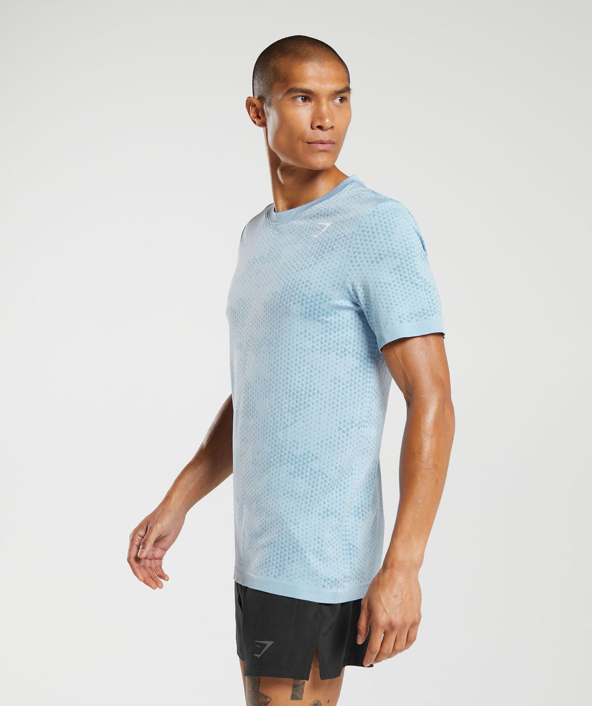 gymshark-sport-seamless-t-shirt-skyline-blue-denim-blue-ss23