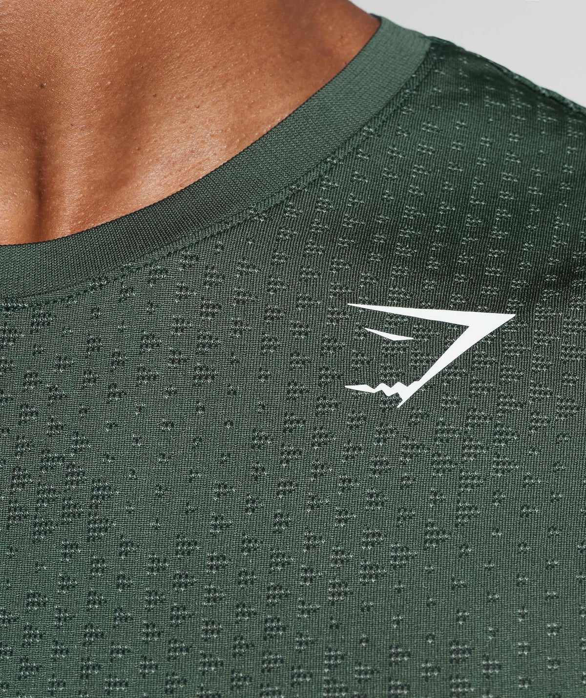 gymshark-sport-seamless-tank-fog-green-black-aw23