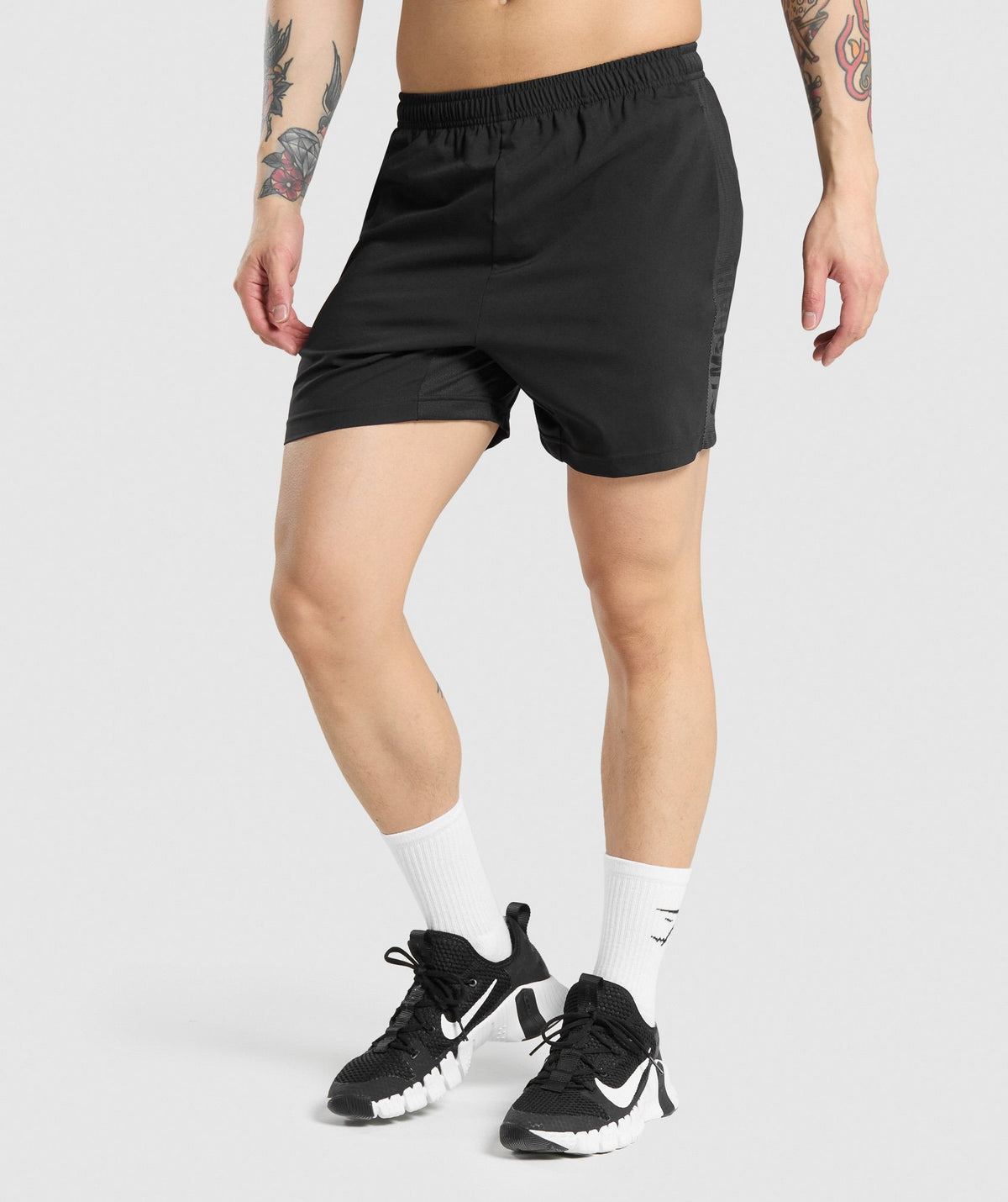 gymshark-graphic-sport-shorts-black