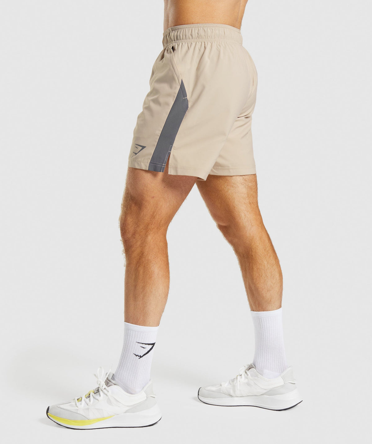 gymshark-sport-shorts-toasted-brown-silhouette-grey-ss23