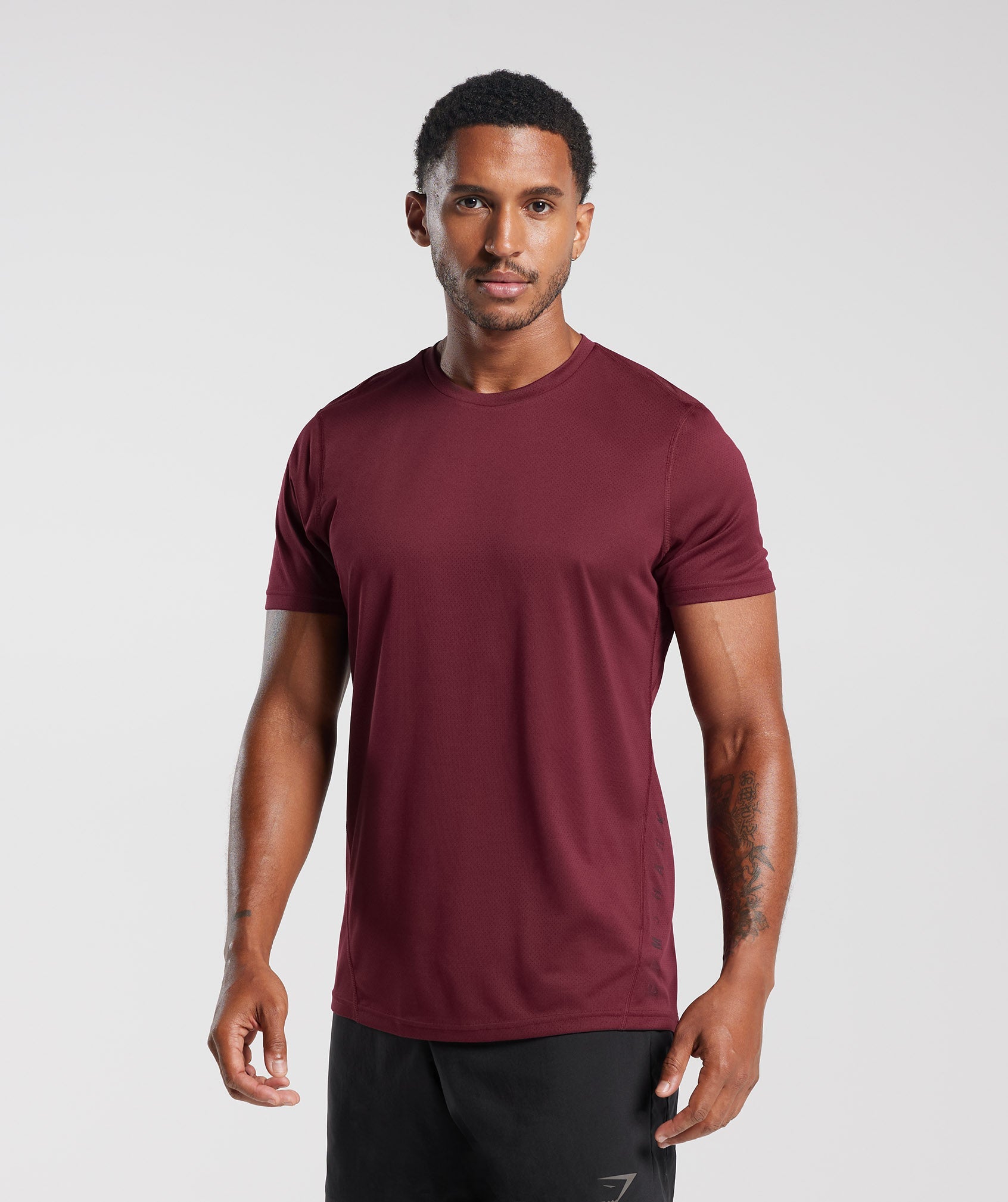 gymshark-sport-t-shirt-plum-pink-black-marl-aw23