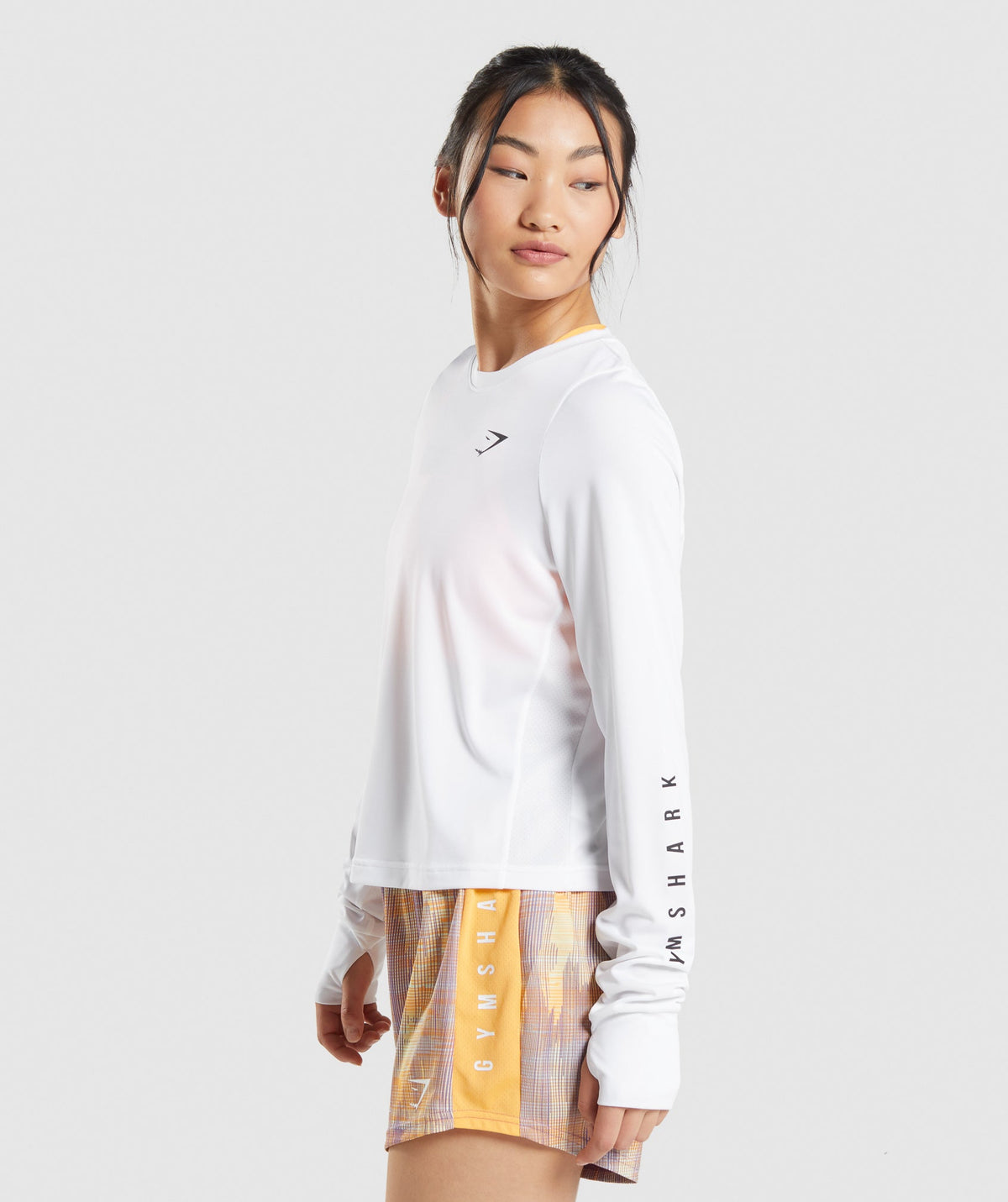 gymshark-sport-long-sleeve-t-shirt-white-ss22-1
