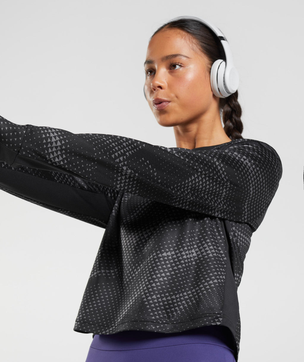 gymshark-sport-printed-long-sleeve-t-shirt-black-print-aw22