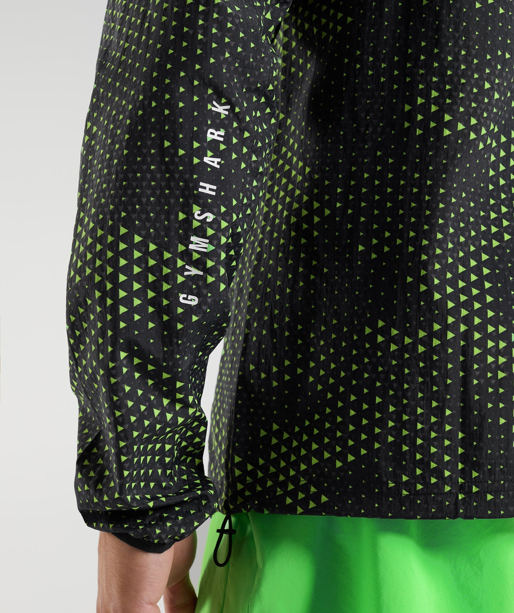 gymshark-sport-windbreaker-fluo-lime-aw22