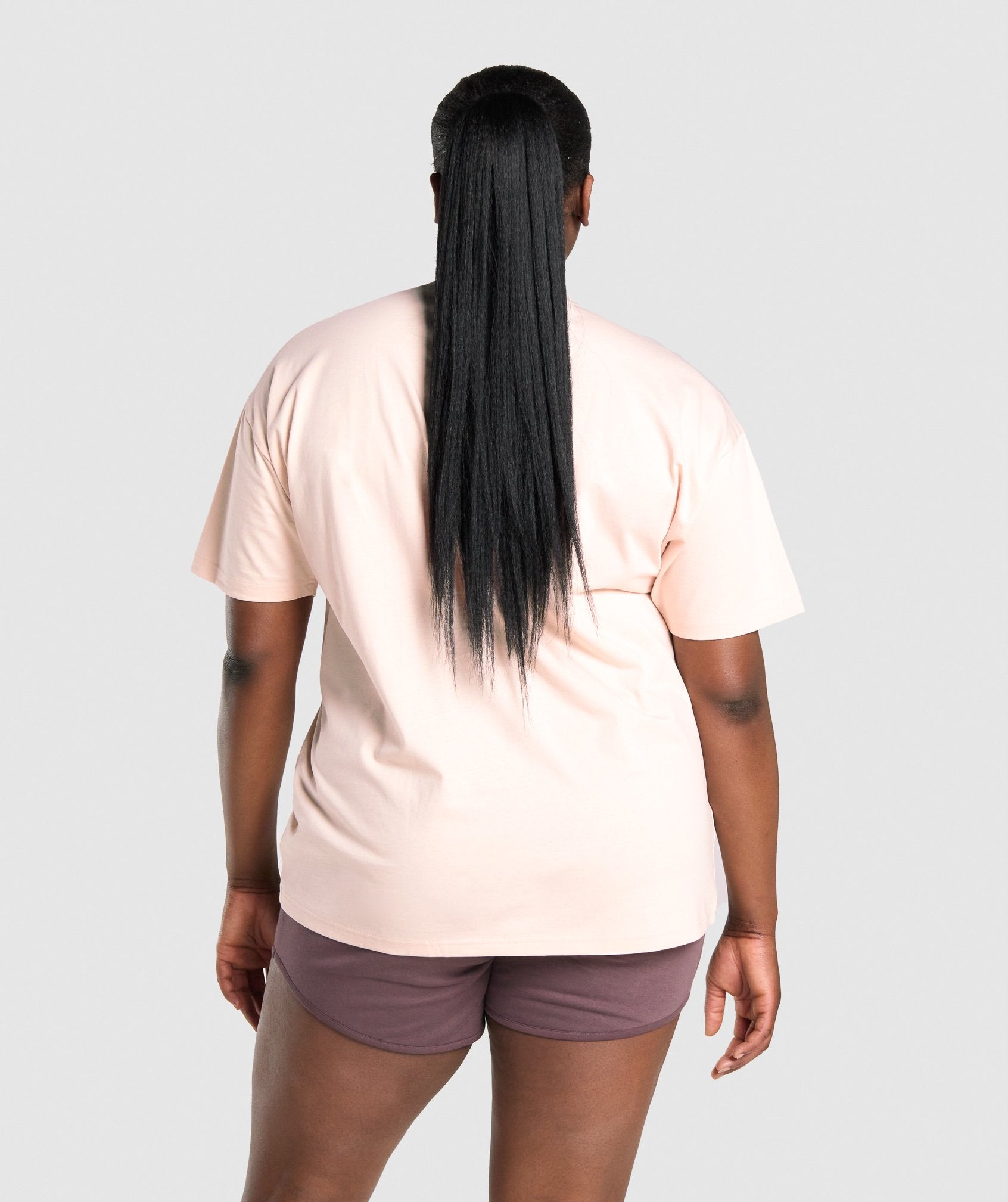 gymshark-training-oversized-t-shirt-light-brown