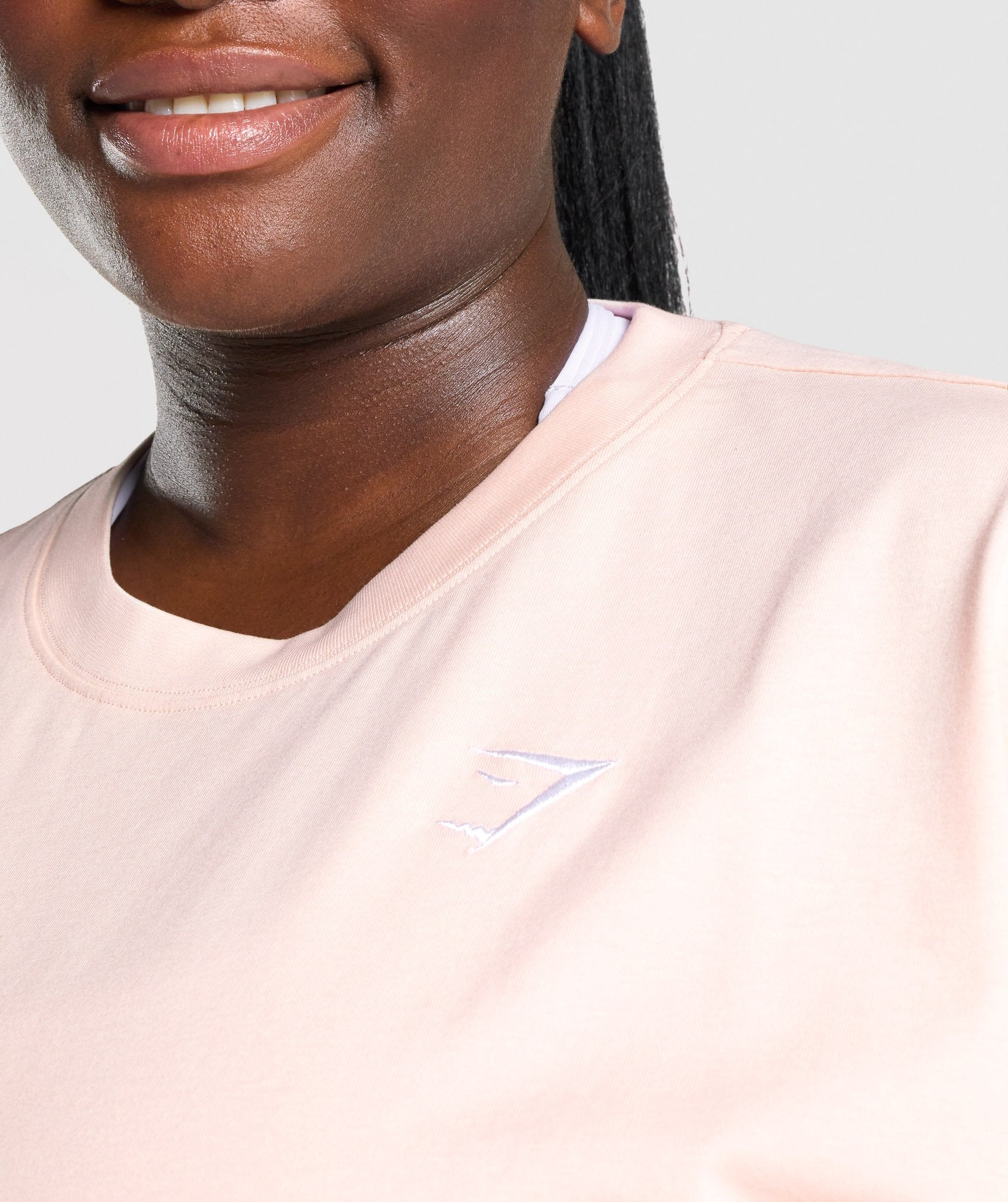 gymshark-training-oversized-t-shirt-light-brown