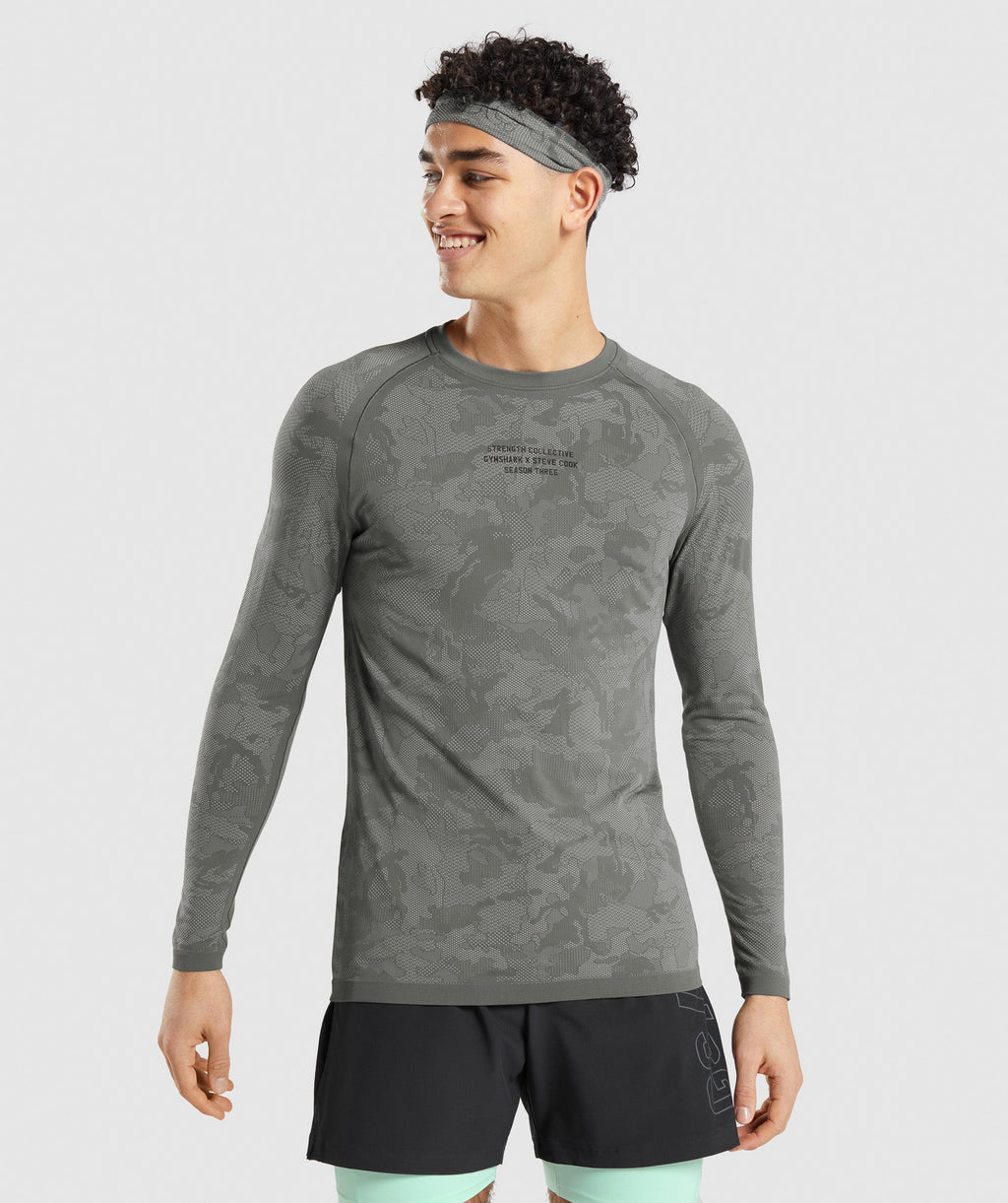 gymshark-steve-cook-long-sleeve-seamless-t-shirt-charcoal-grey-smokey-grey-ss22