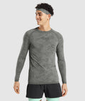 gymshark-steve-cook-long-sleeve-seamless-t-shirt-charcoal-grey-smokey-grey-ss22