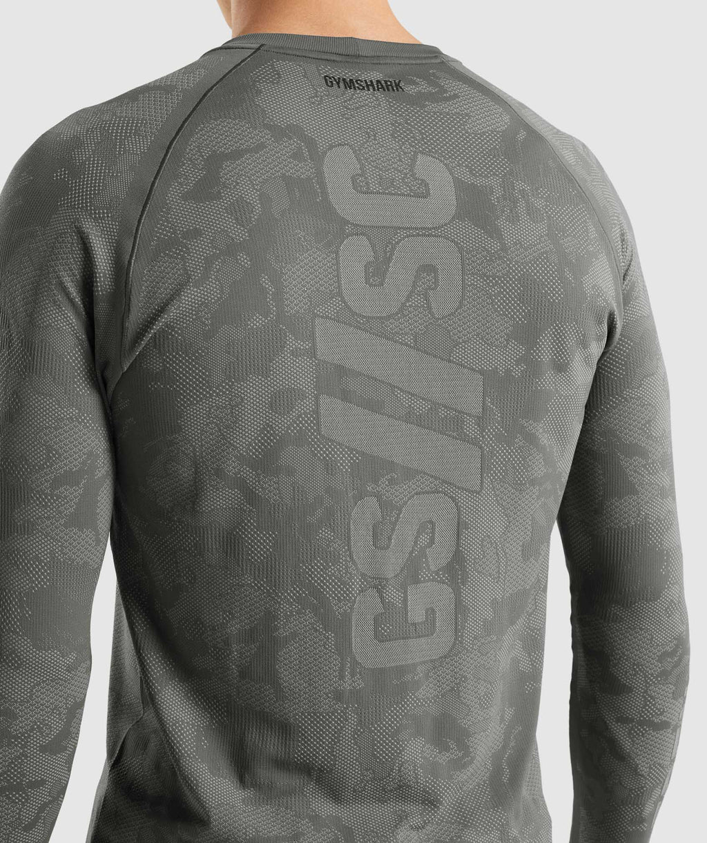 gymshark-steve-cook-long-sleeve-seamless-t-shirt-charcoal-grey-smokey-grey-ss22