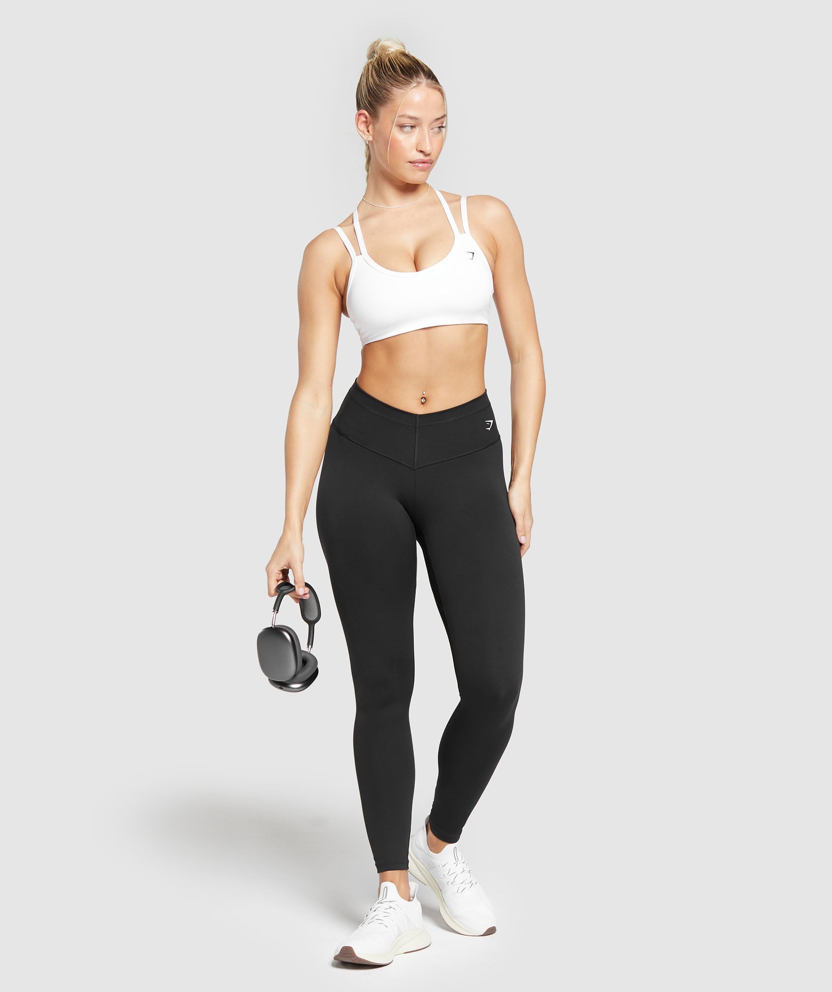 gymshark-strap-feature-sports-bra-white-ss24