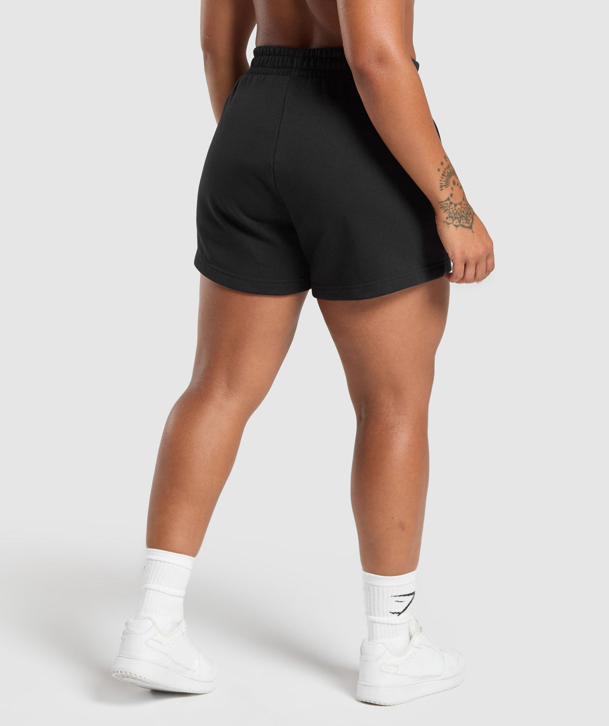 gymshark-strength-department-graphic-shorts-black-ss25