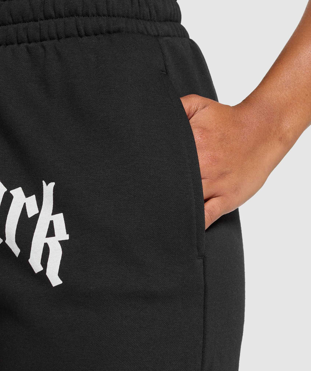 gymshark-strength-department-graphic-shorts-black-ss25