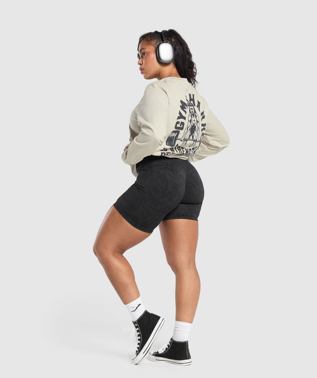 gymshark-strength-department-graphic-ls-top-pebble-grey-aw24