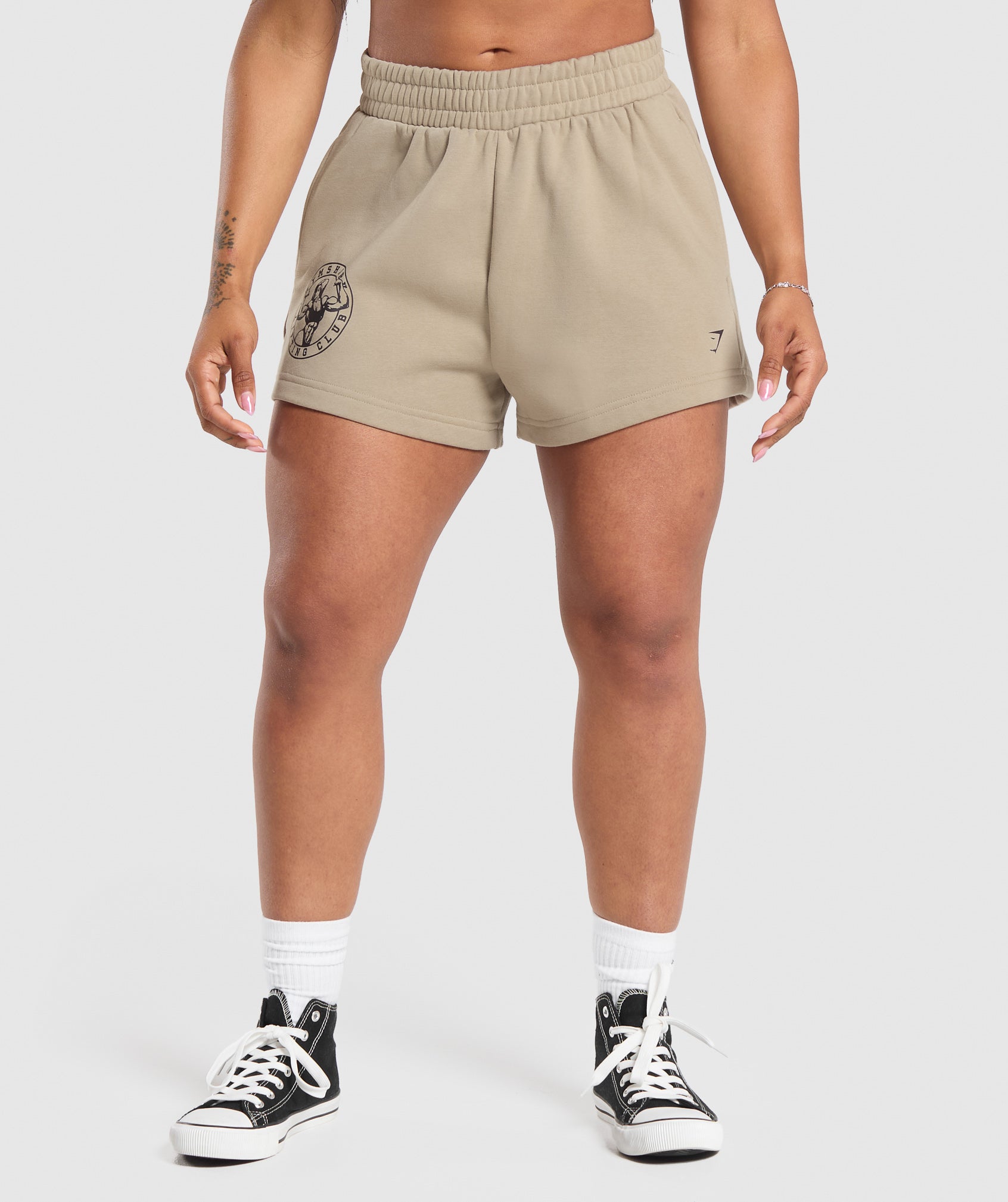 gymshark-strong-girl-lifting-club-graphic-shorts-sand-brown-aw24