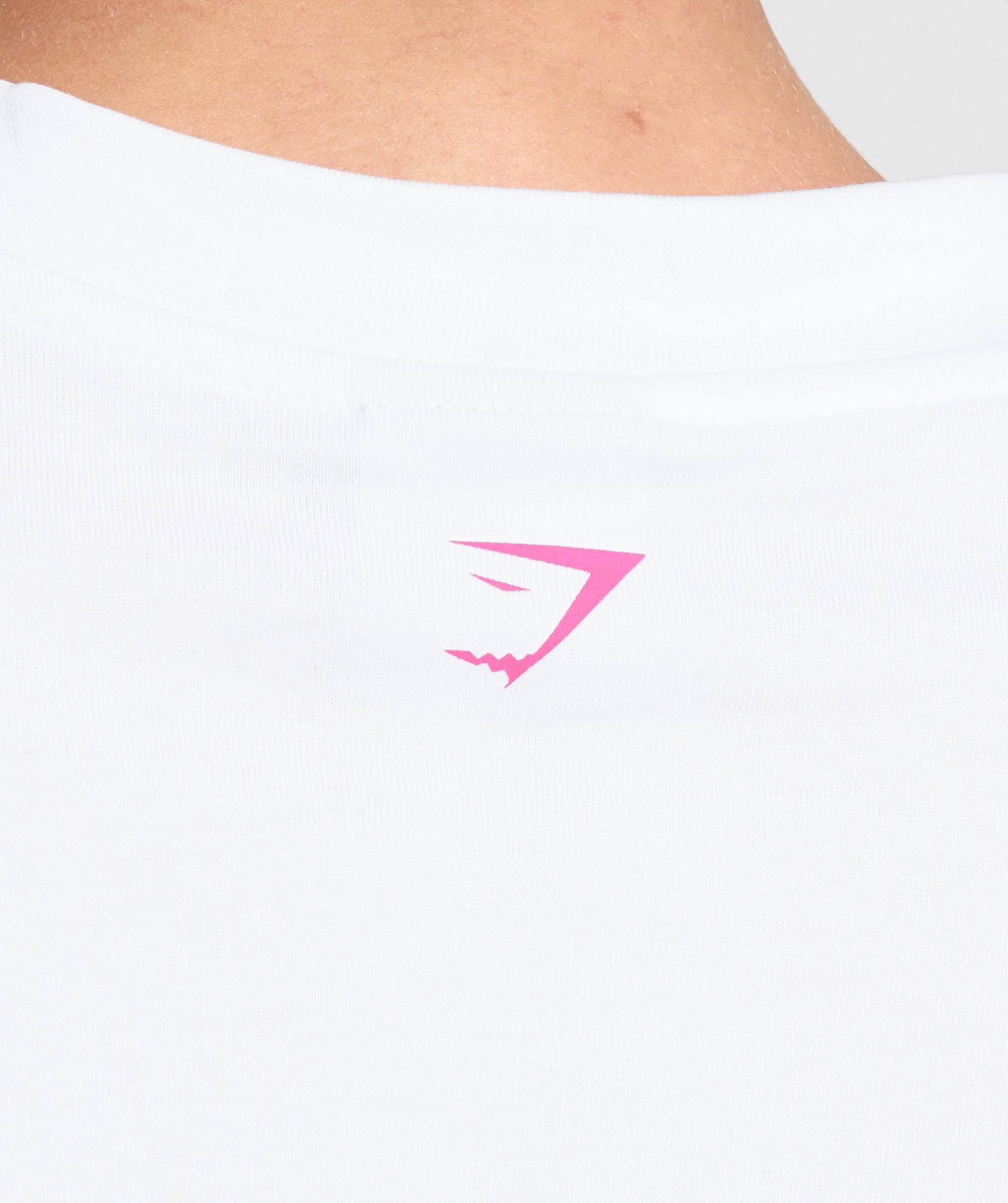 gymshark-strong-girl-lifting-club-graphic-t-shirt-white-aw24