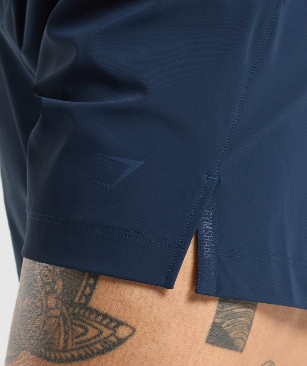 gymshark-hybrid-6-shorts-navy-ss25