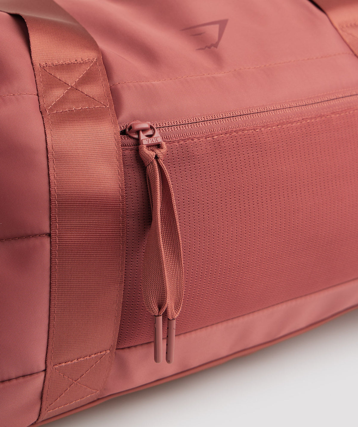 gymshark-studio-holdall-rose-brown-aw22