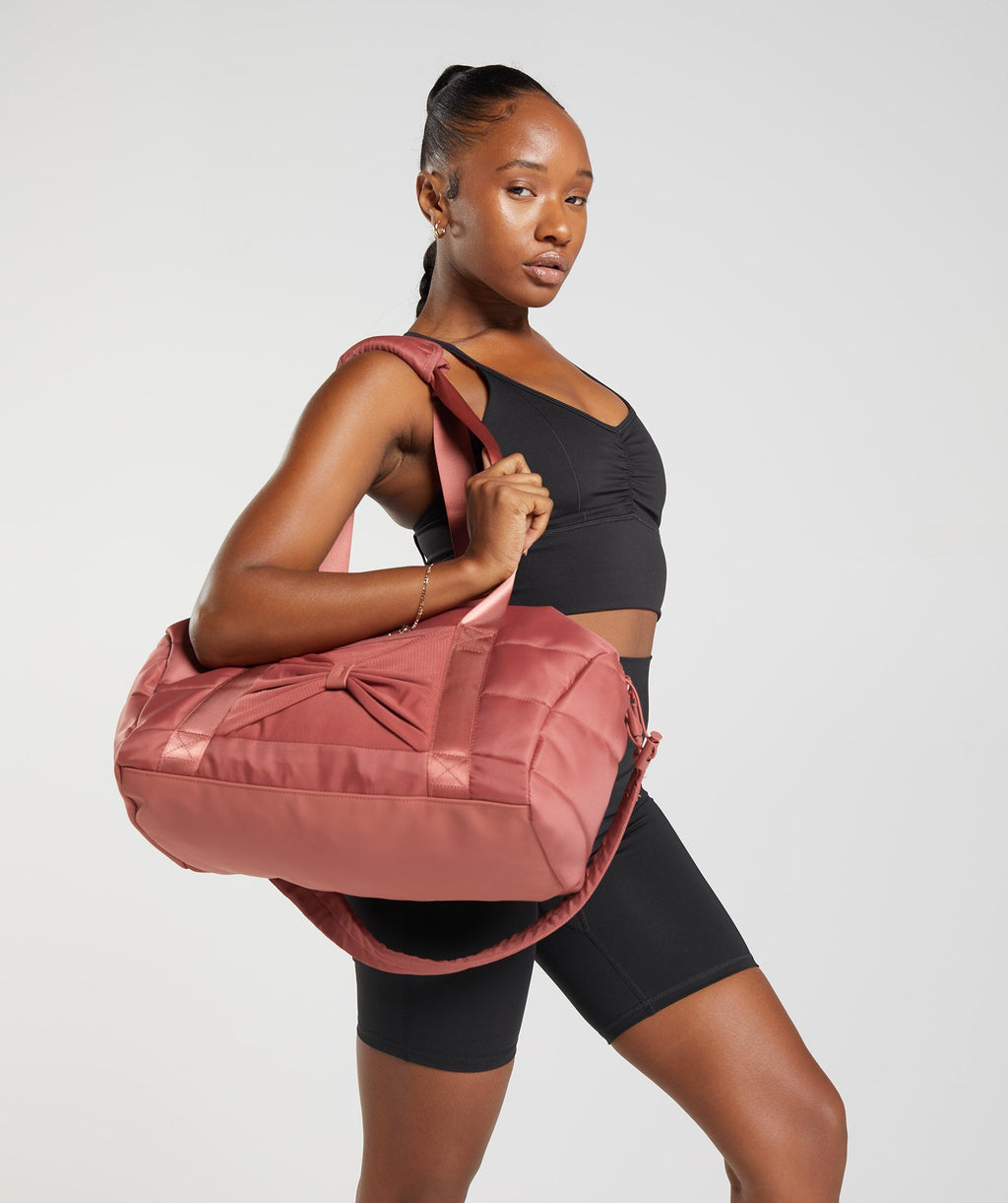 gymshark-studio-holdall-rose-brown-aw22