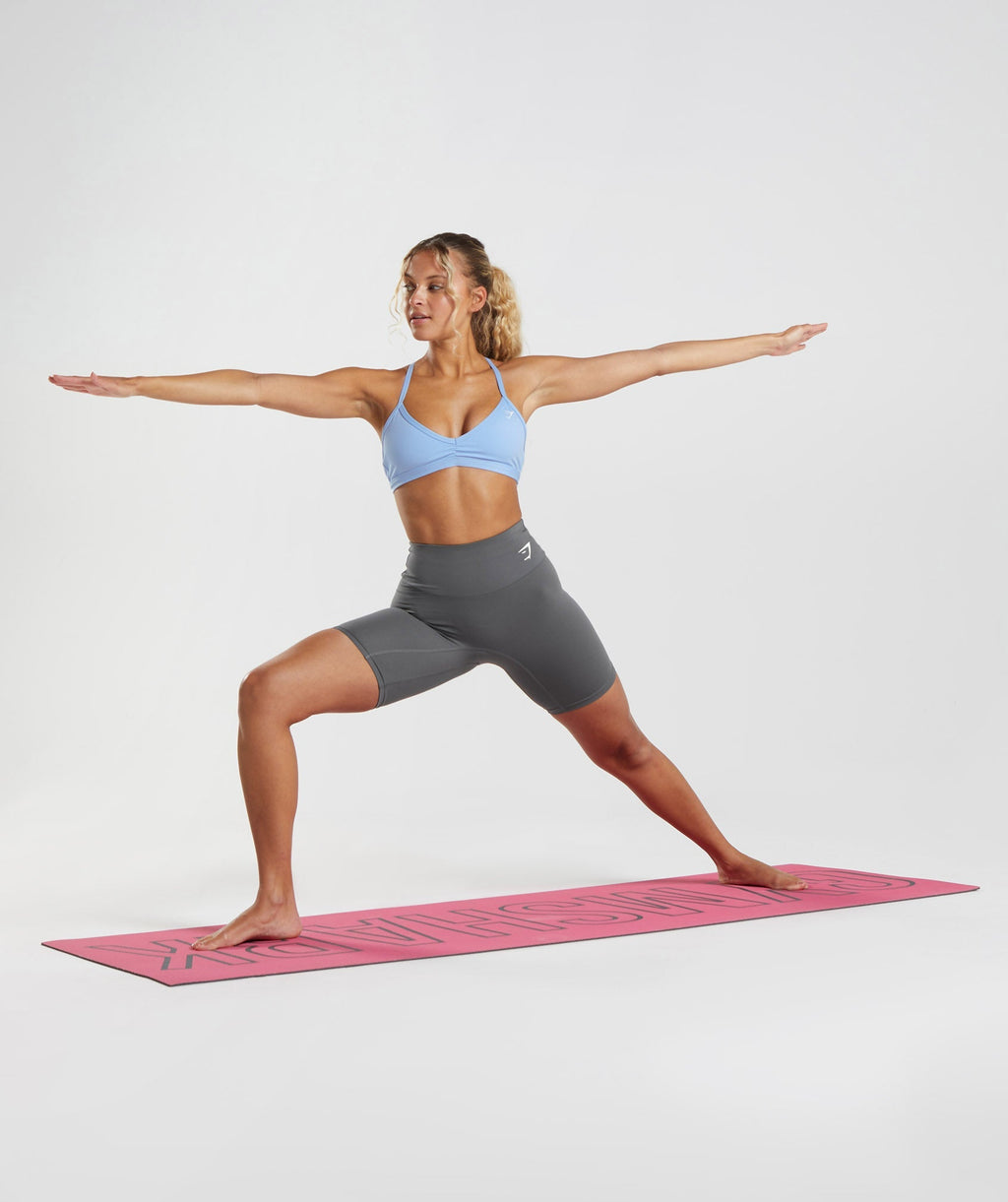 gymshark-studio-mat-hibiscus-pink