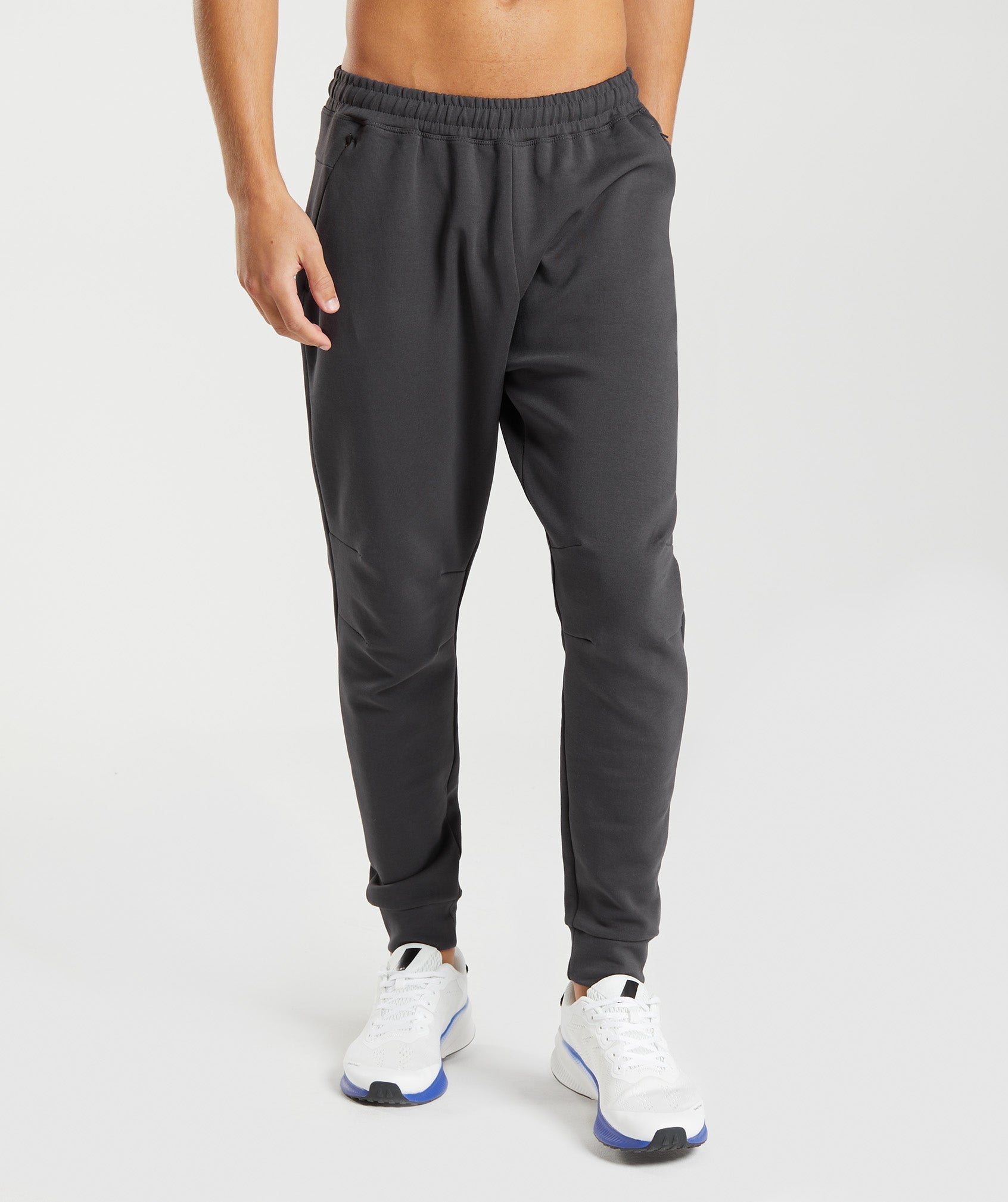 gymshark-rest-day-knit-joggers-onyx-grey-aw22