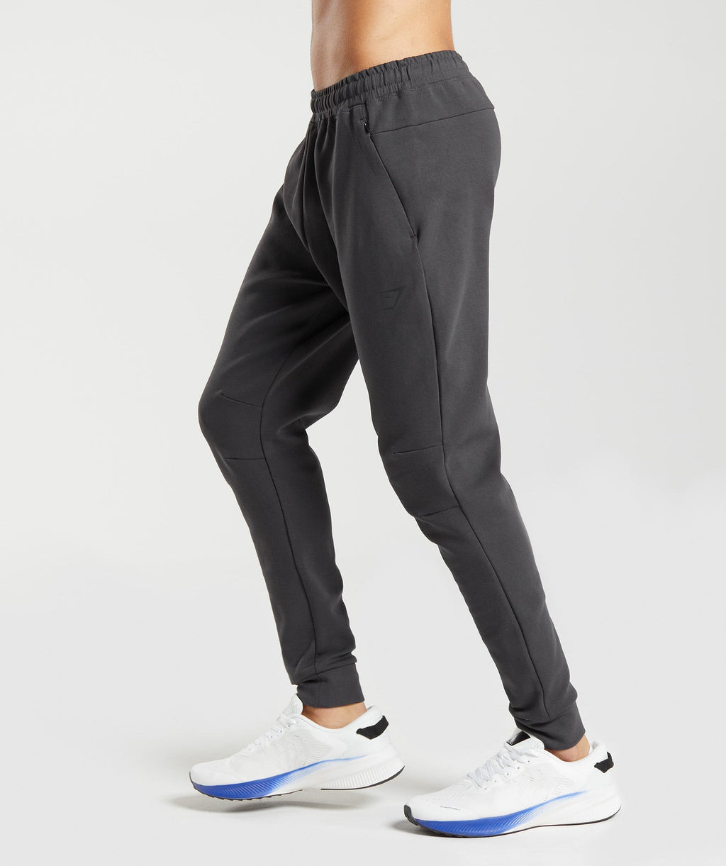 gymshark-rest-day-knit-joggers-onyx-grey-aw22
