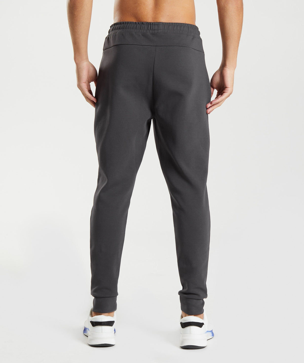 gymshark-rest-day-knit-joggers-onyx-grey-aw22