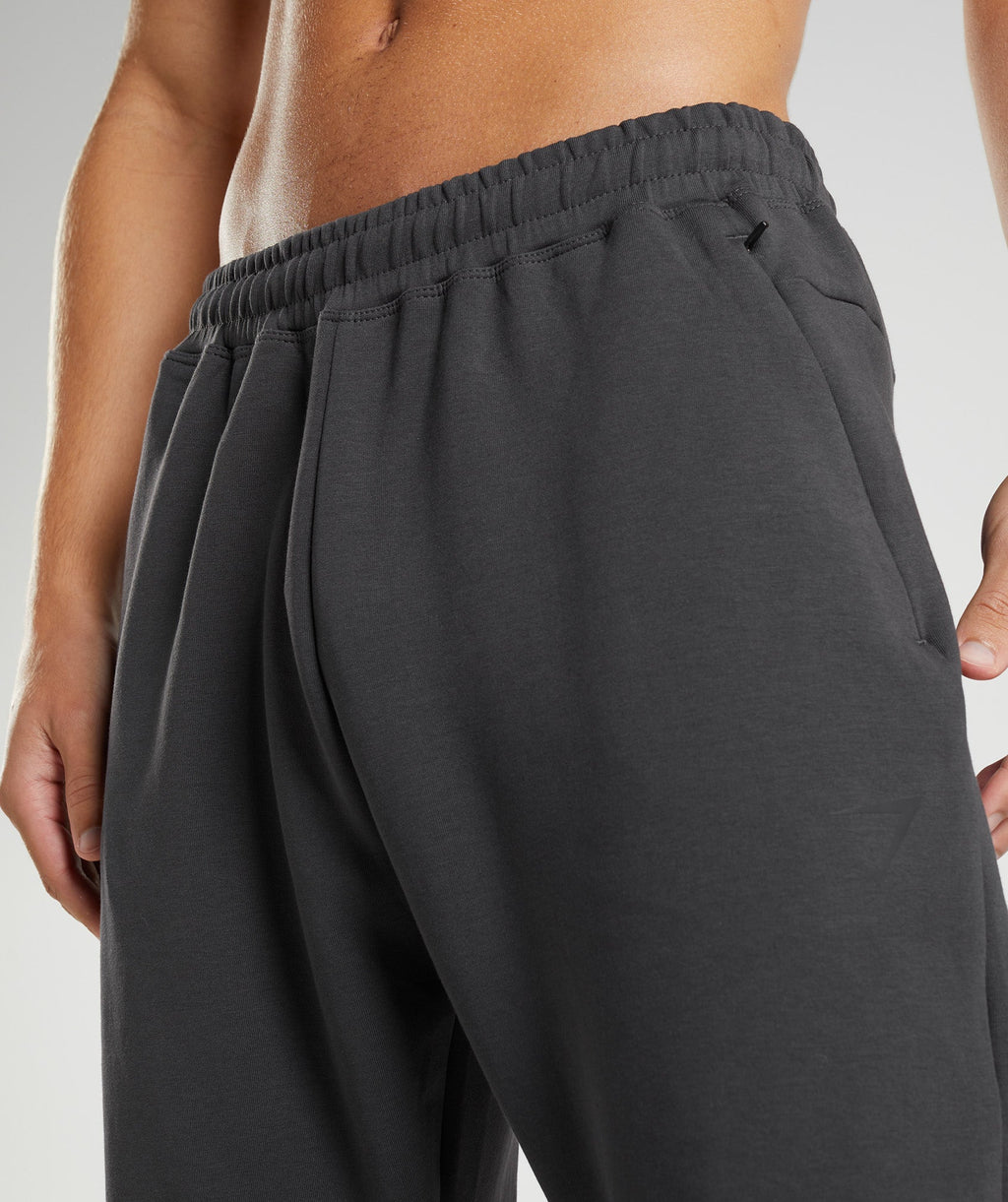 gymshark-rest-day-knit-joggers-onyx-grey-aw22