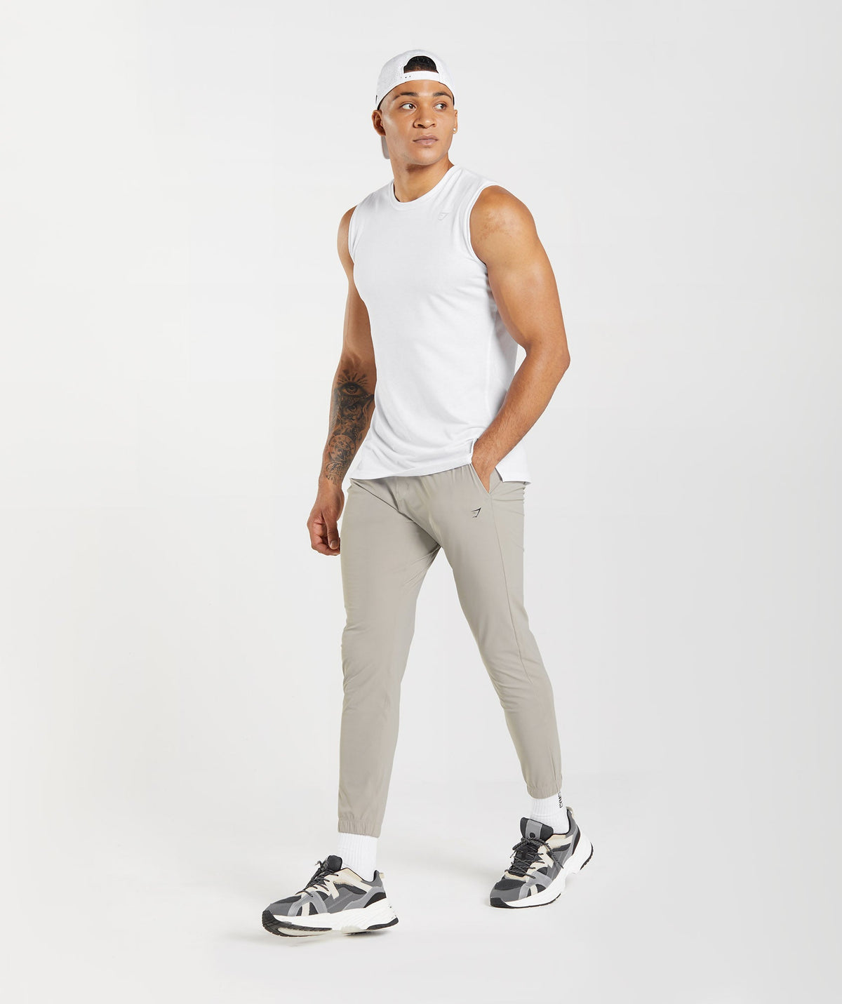 gymshark-studio-joggers-grey-logo-gs21