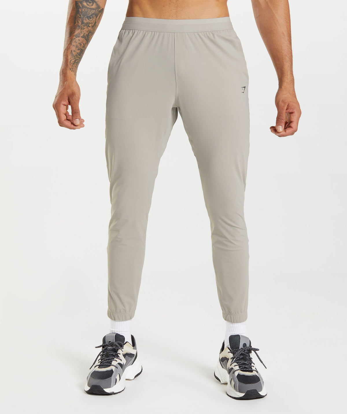 gymshark-studio-joggers-grey-logo-gs21