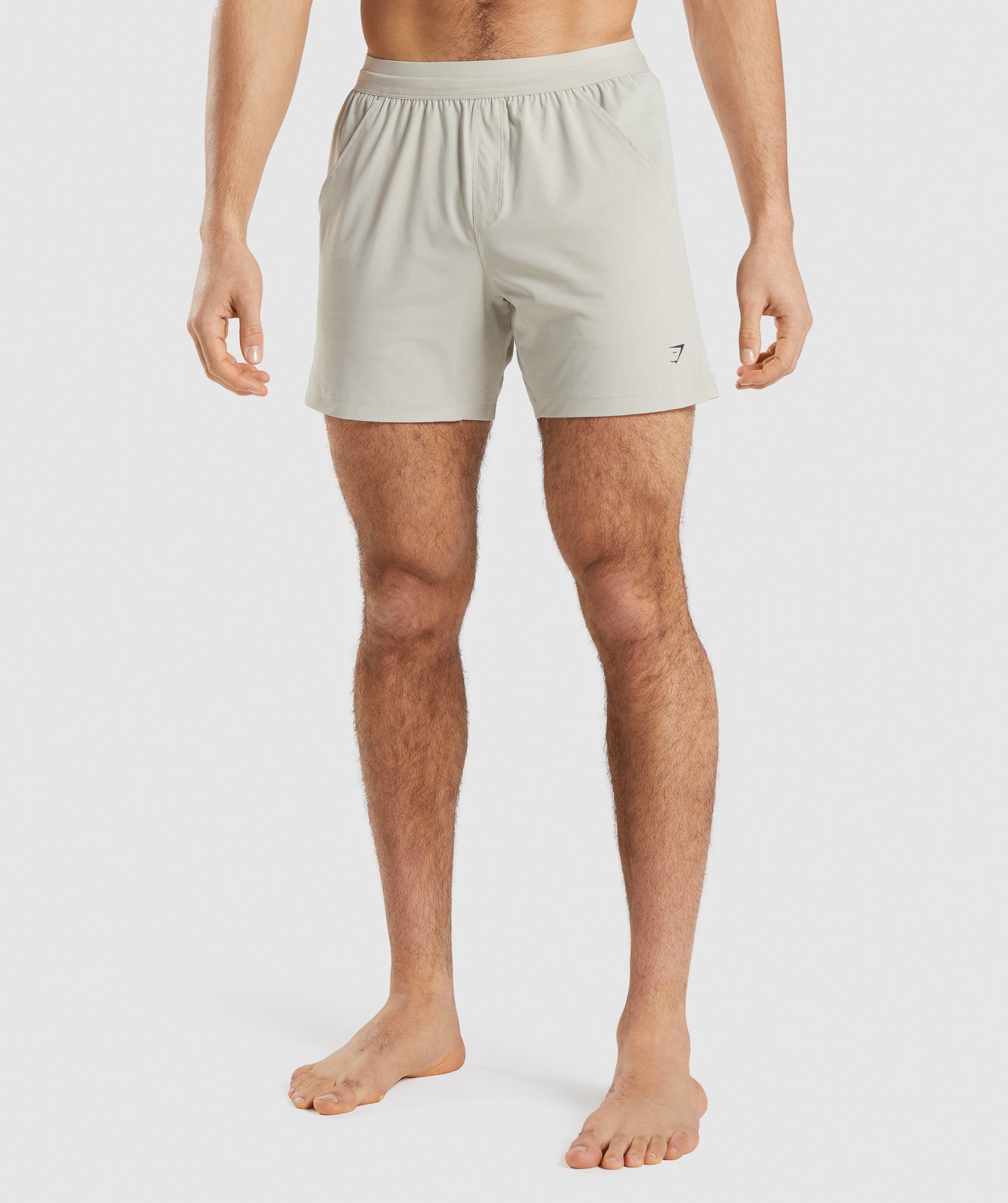 gymshark-hybrid-6-shorts-grey-aw21