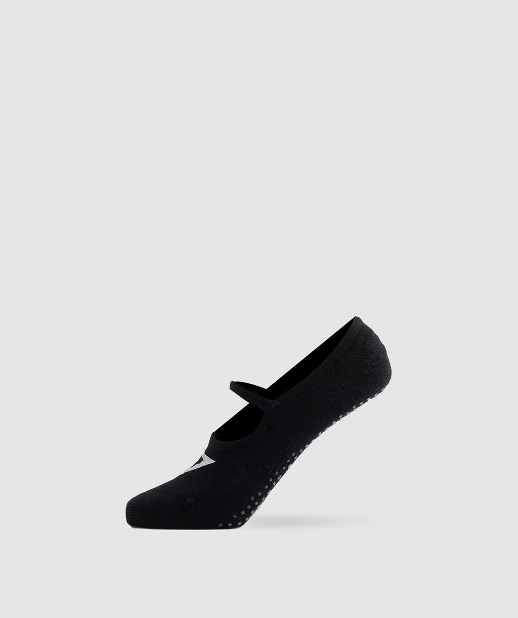 gymshark-studio-socks-black-aw21