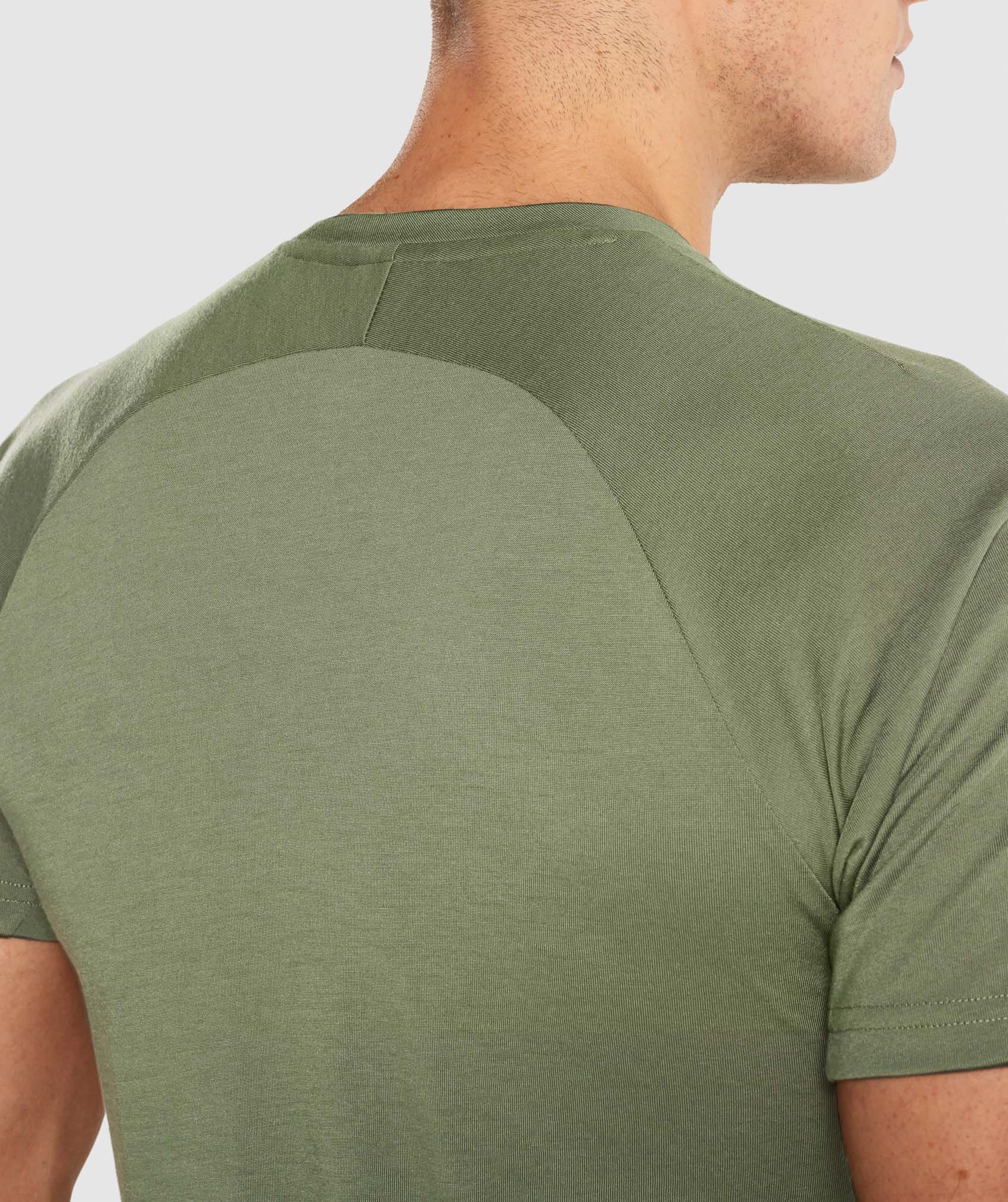 gymshark-studio-t-shirt-green