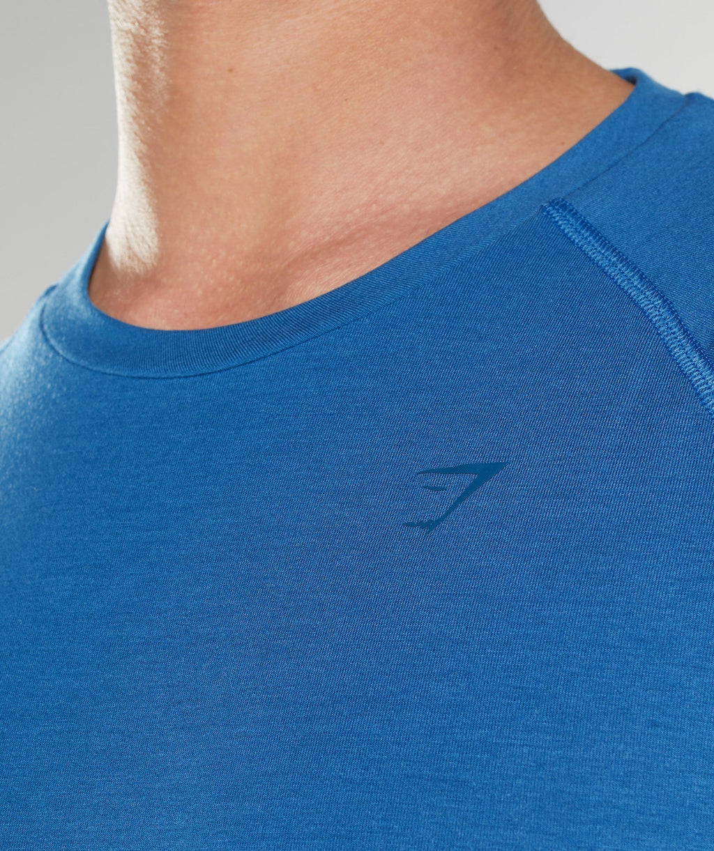 gymshark-studio-t-shirt-lakeside-blue-aw22
