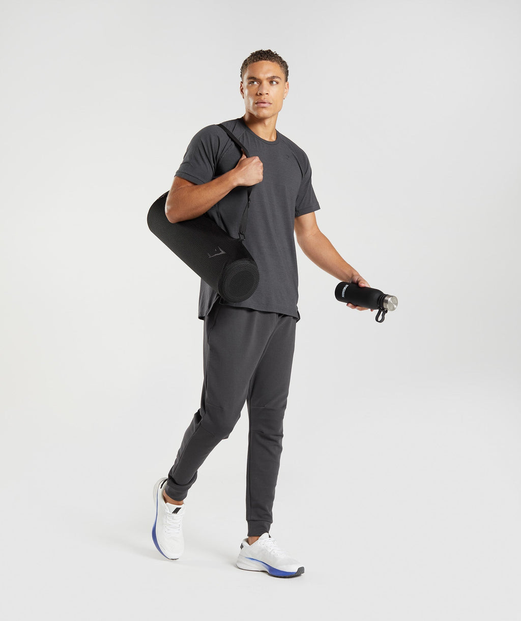 gymshark-studio-t-shirt-onyx-grey-aw22