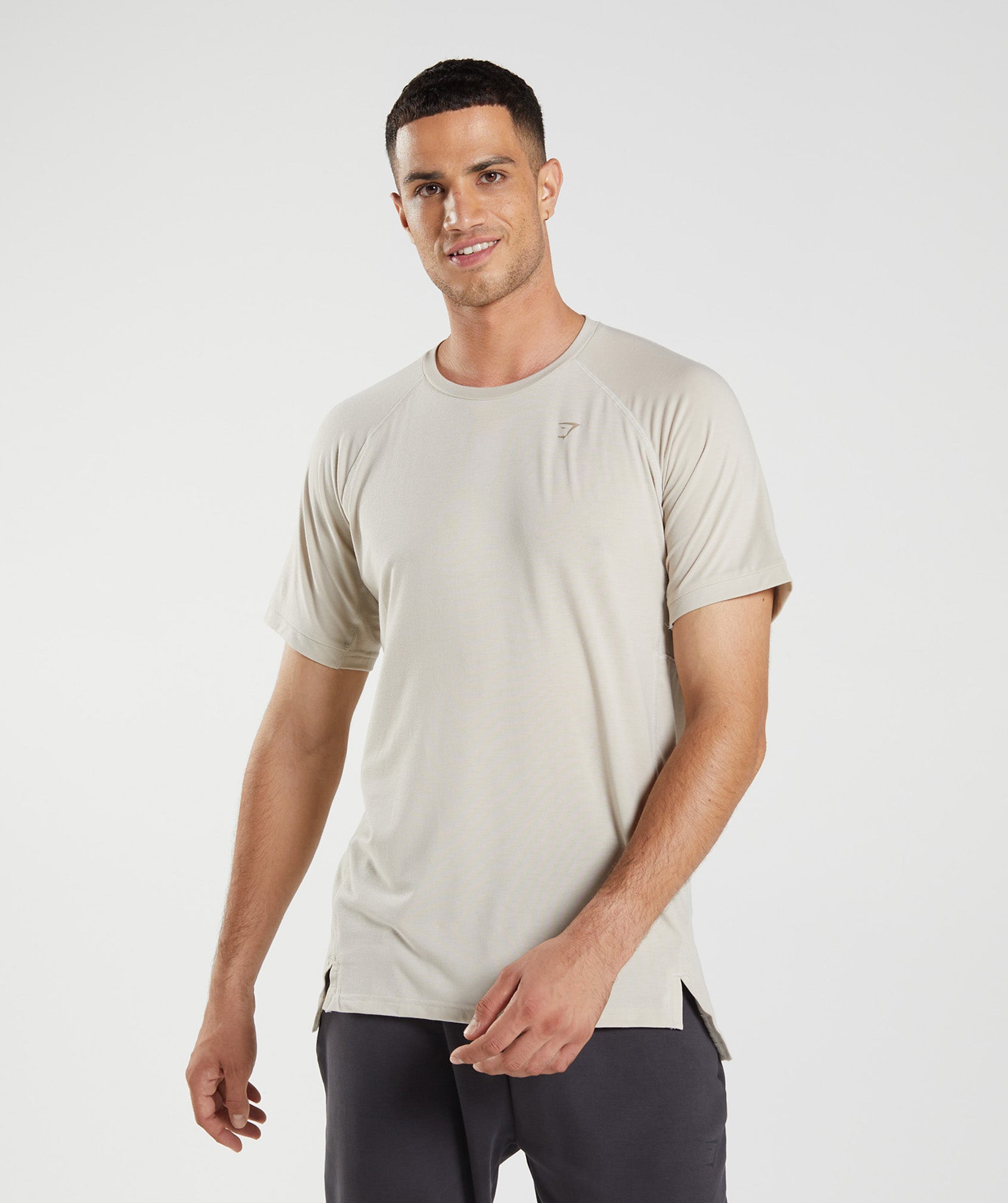gymshark-studio-t-shirt-pebble-grey-aw22